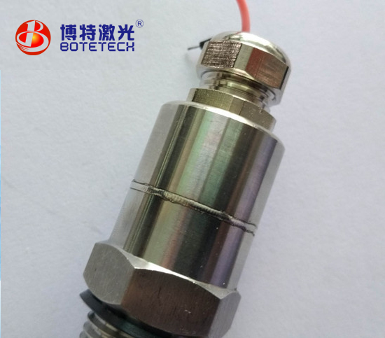 不銹鋼轉(zhuǎn)感器環(huán)縫自動(dòng)激光焊接機(jī)