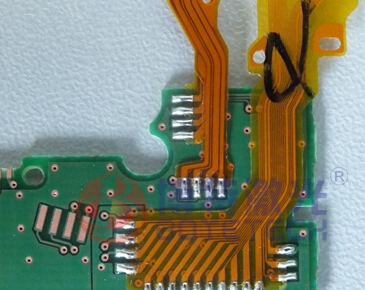 PCB板激光錫焊實拍圖 PCB板激光錫焊實拍圖