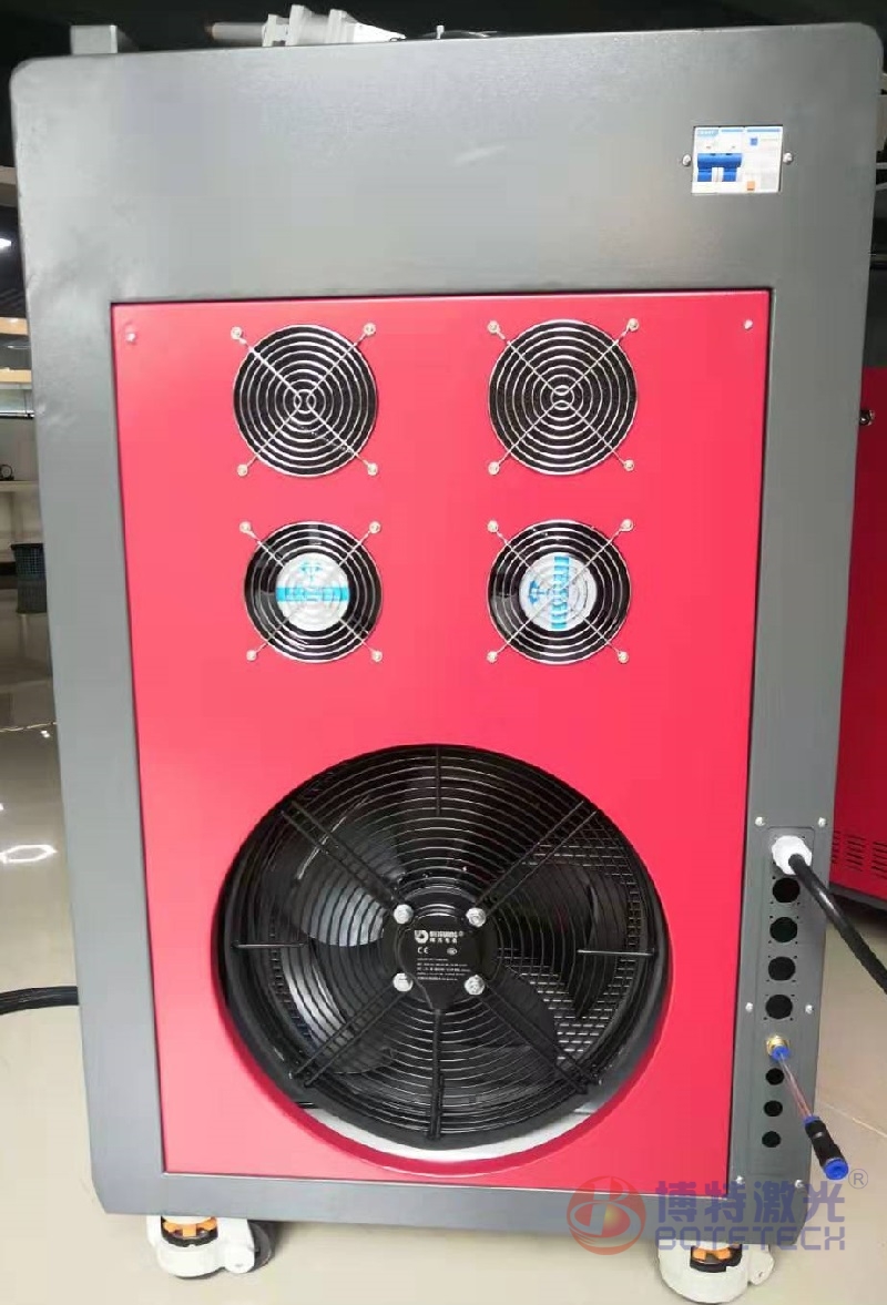 手持式激光焊接機風冷系統(tǒng) 手持式激光焊接機風冷系統(tǒng)