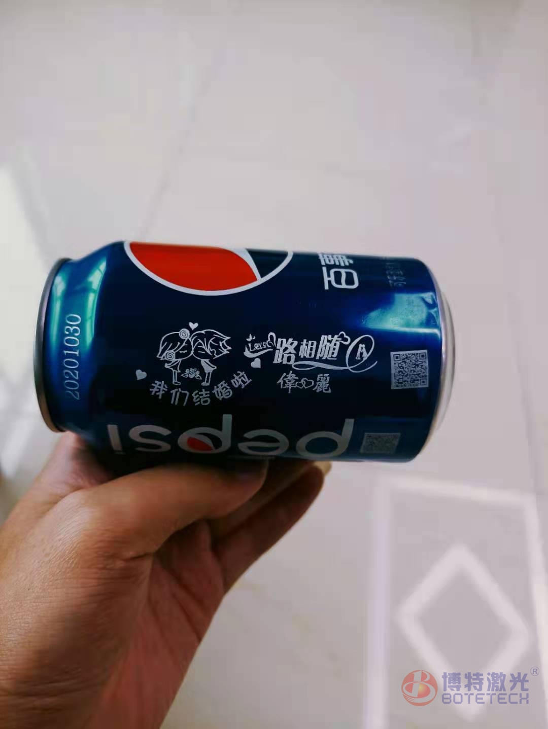 可樂瓶激光打標機 可樂瓶激光打標機